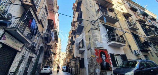 appartamento in vendita a Napoli in zona Pendino / San Giuseppe