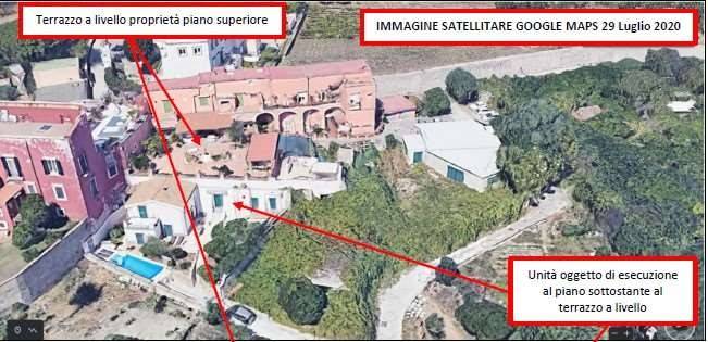 casa indipendente in vendita a Napoli in zona Posillipo