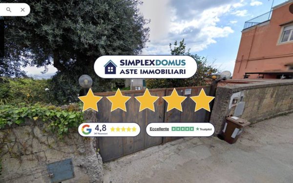 appartamento in vendita a Napoli in zona Posillipo