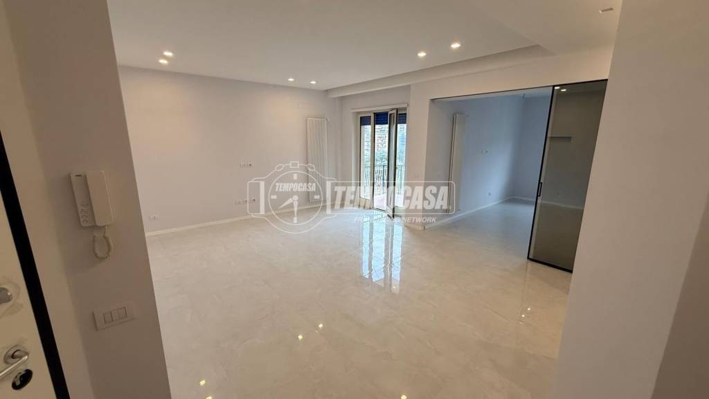 appartamento in vendita a Napoli in zona Fuorigrotta