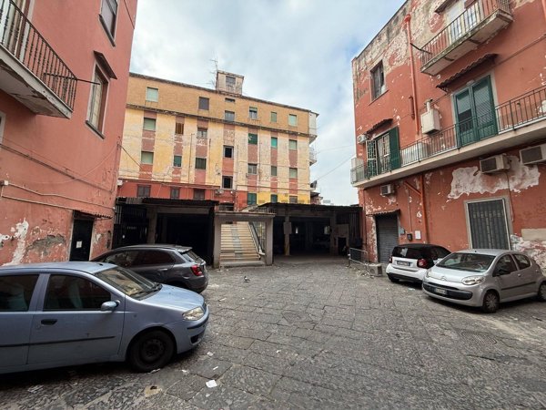 appartamento in vendita a Napoli in zona San Giovanni a Teduccio