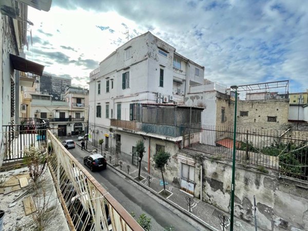 appartamento in vendita a Napoli in zona Barra