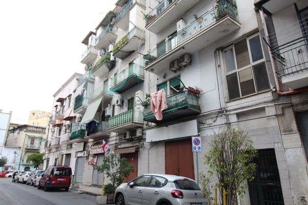 appartamento in vendita a Napoli in zona Vicaria