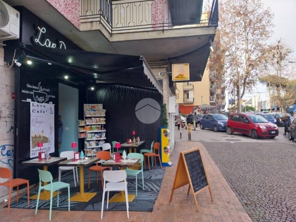 negozio in vendita a Napoli