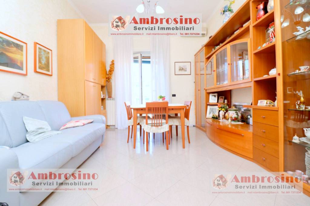 appartamento in vendita a Napoli in zona Secondigliano