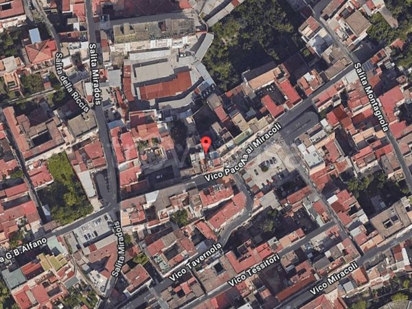 appartamento in vendita a Napoli in zona Stella