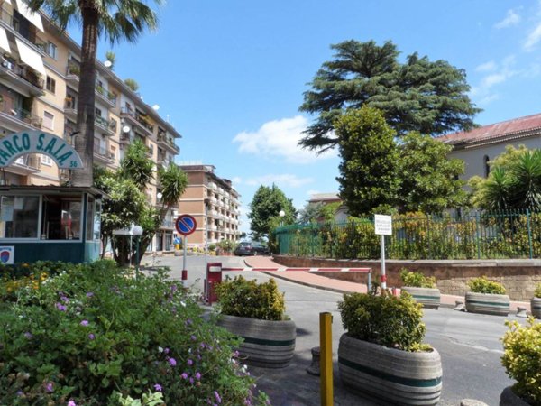 casa indipendente in vendita a Napoli in zona Capodimonte / Colli Aminei