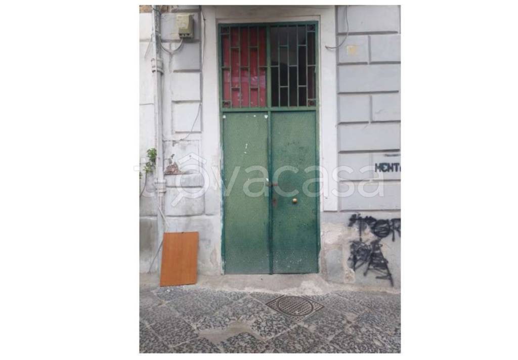 appartamento in vendita a Napoli in zona Stella