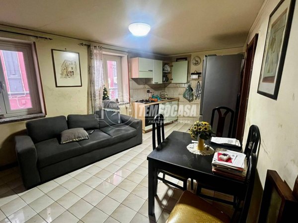 appartamento in vendita a Napoli in zona Stella