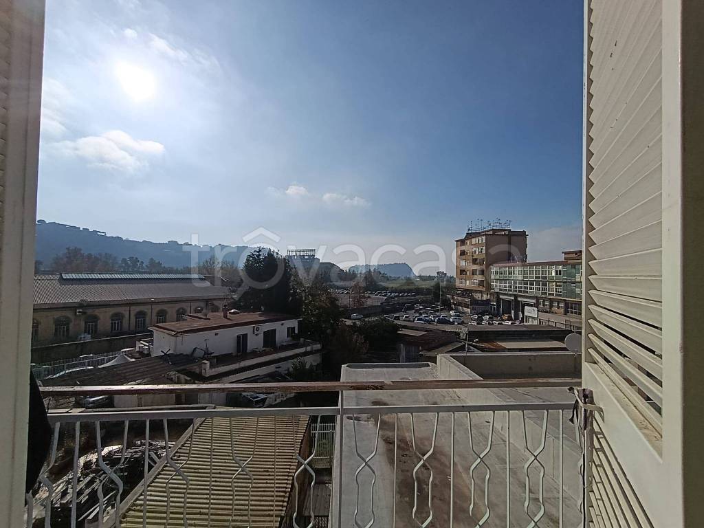 appartamento in vendita a Napoli in zona Fuorigrotta