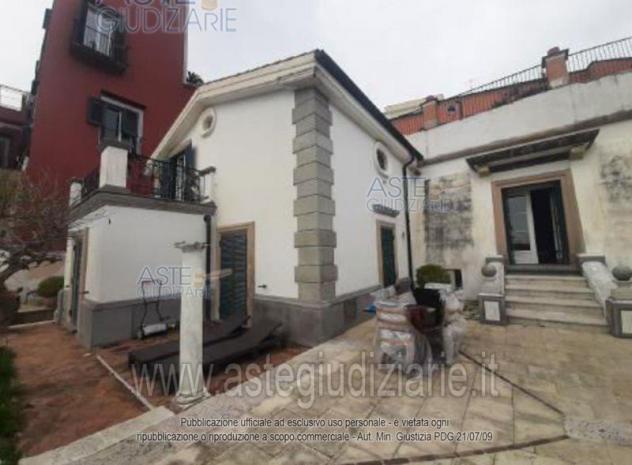 appartamento in vendita a Napoli in zona Posillipo