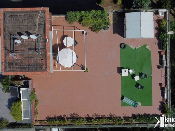 appartamento in vendita a Napoli in zona Posillipo