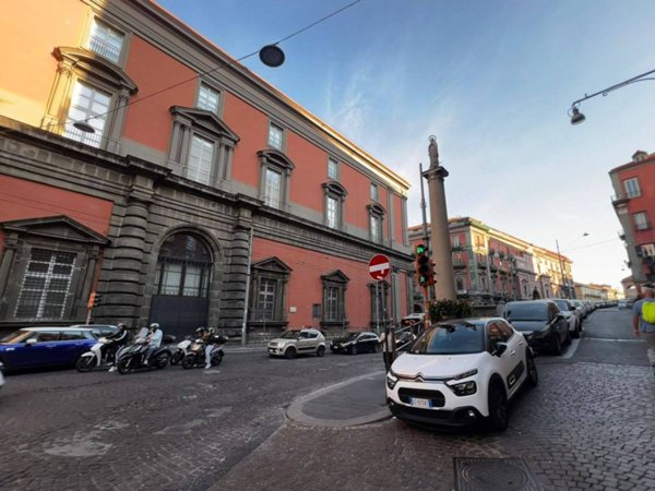 appartamento in vendita a Napoli