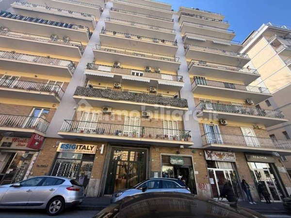 appartamento in vendita a Napoli in zona Fuorigrotta