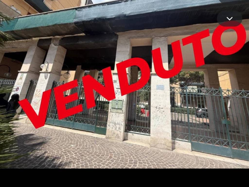 appartamento in vendita a Napoli in zona Fuorigrotta