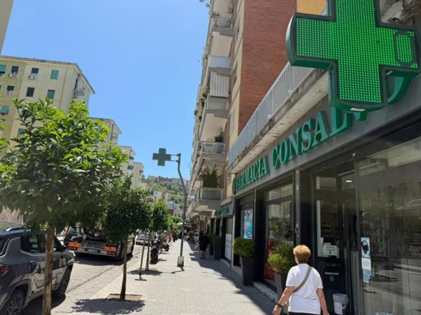 appartamento in vendita a Napoli in zona Fuorigrotta