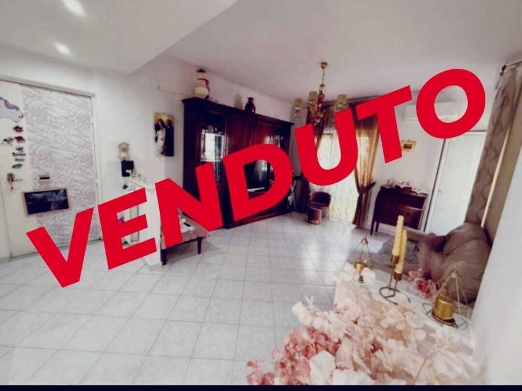 appartamento in vendita a Napoli in zona Fuorigrotta
