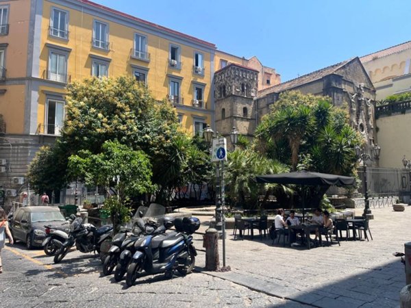 negozio in vendita a Napoli