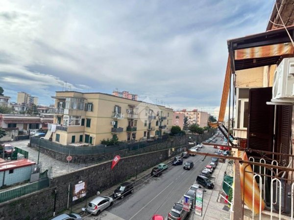 appartamento in vendita a Napoli in zona Barra