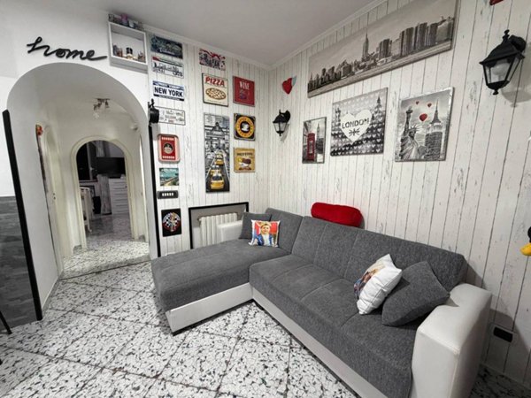 appartamento in vendita a Napoli in zona Pendino / San Giuseppe