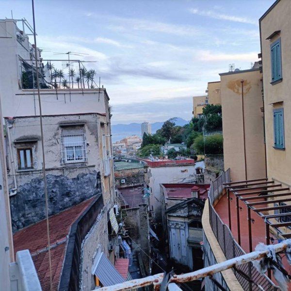 appartamento in vendita a Napoli in zona Montecalvario