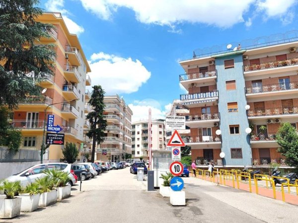 appartamento in vendita a Napoli in zona Capodimonte / Colli Aminei