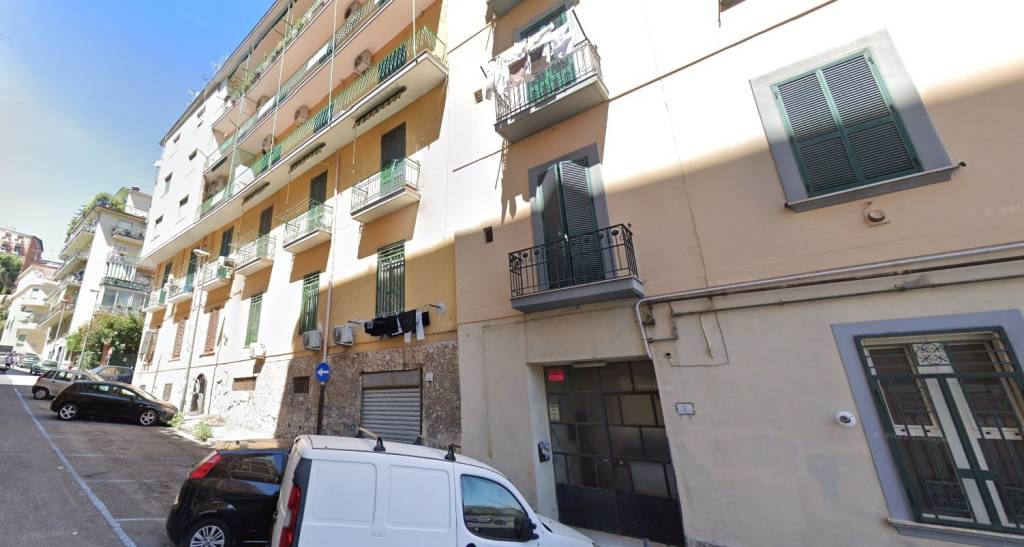 appartamento in vendita a Napoli in zona Arenella
