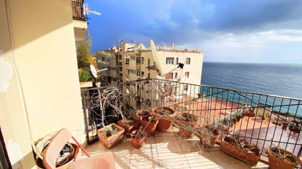 appartamento in vendita a Napoli in zona Posillipo
