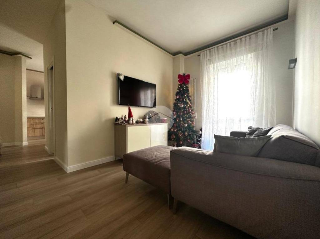 appartamento in vendita a Napoli in zona Fuorigrotta