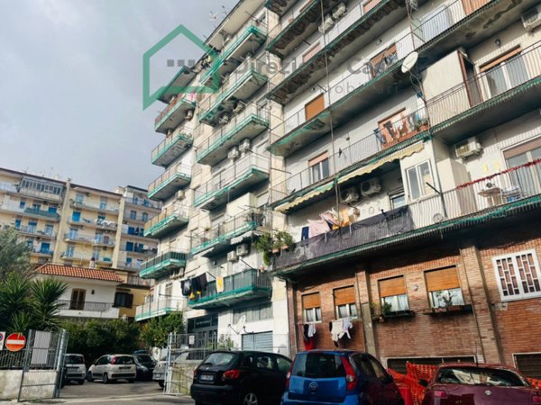 appartamento in vendita a Napoli in zona Vicaria