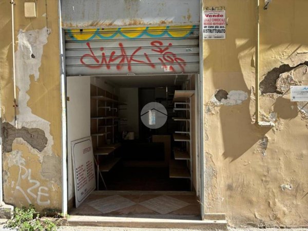 negozio in vendita a Napoli