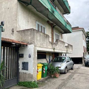 appartamento in vendita a Napoli in zona Capodichino