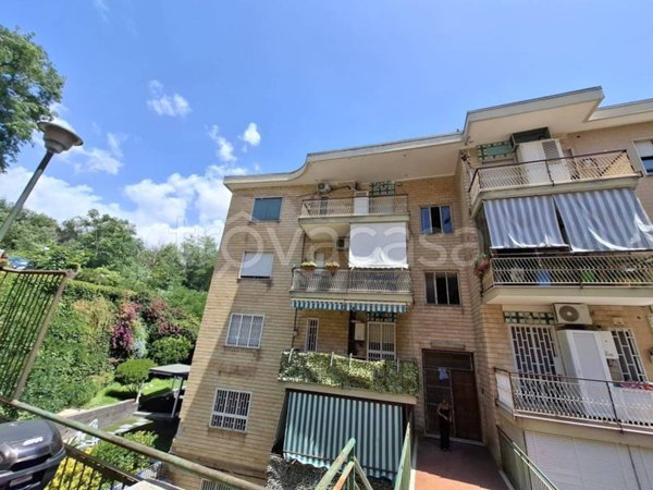 appartamento in vendita a Napoli in zona Bagnoli