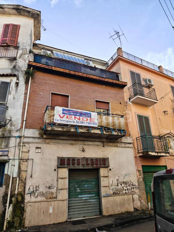 appartamento in vendita a Napoli in zona Secondigliano
