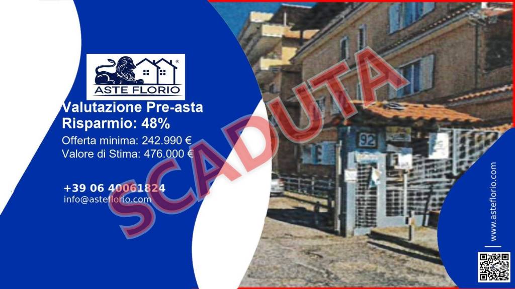 locale commerciale in vendita a Napoli in zona Guantai