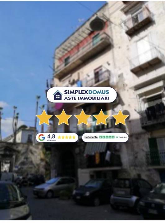 appartamento in vendita a Napoli in zona Stella