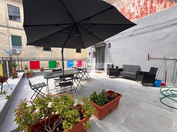 appartamento in vendita a Napoli in zona Stella