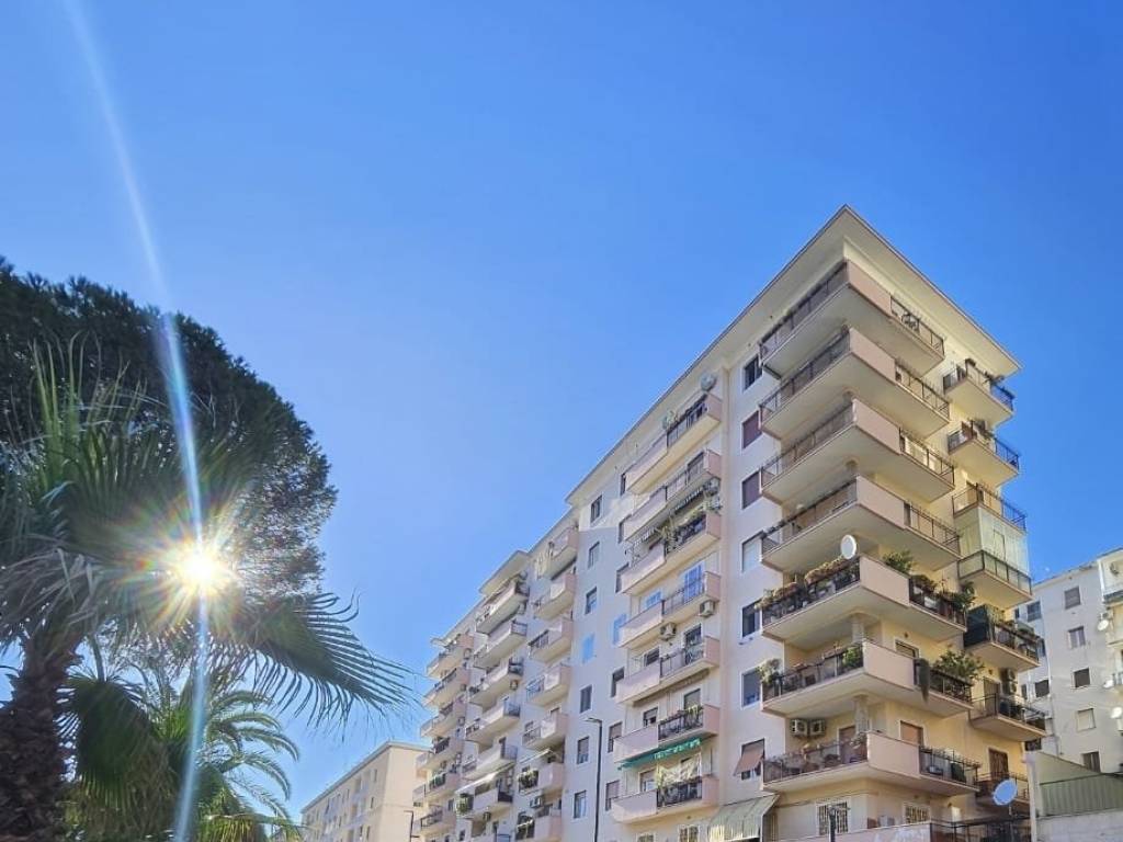 appartamento in vendita a Napoli in zona Fuorigrotta