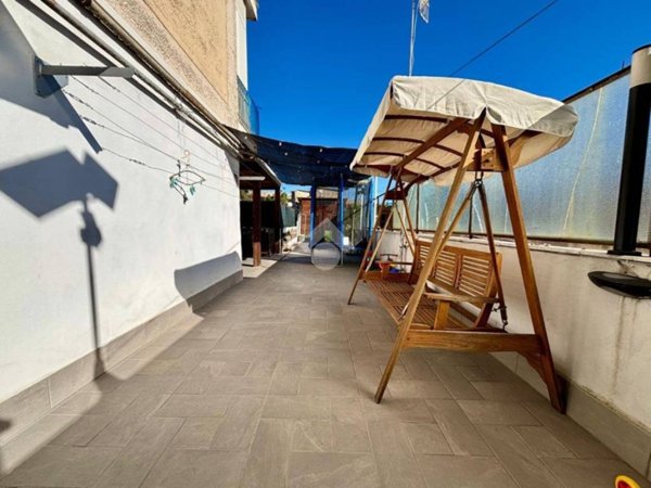 appartamento in vendita a Napoli in zona Poggioreale