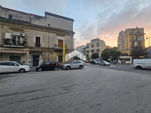 appartamento in vendita a Napoli in zona Vicaria