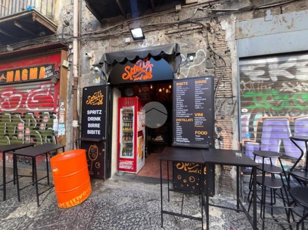 negozio in vendita a Napoli
