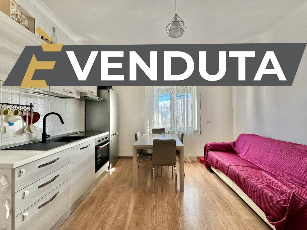 appartamento in vendita a Napoli in zona Bagnoli