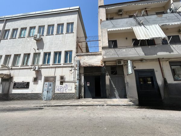 casa indipendente in vendita a Napoli