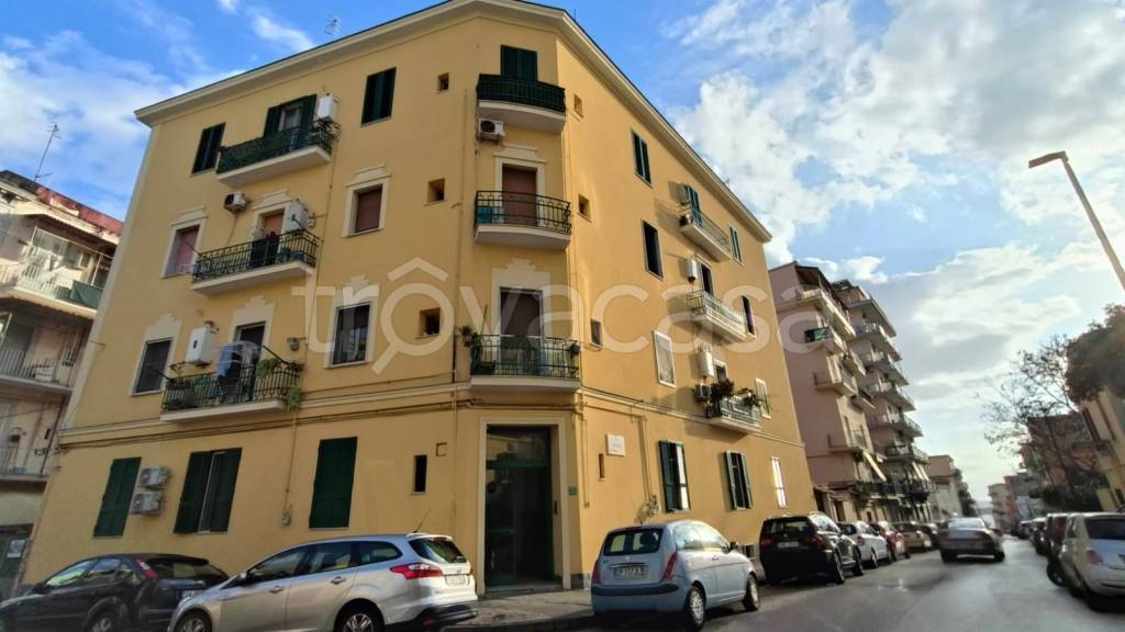 appartamento in vendita a Napoli in zona Bagnoli