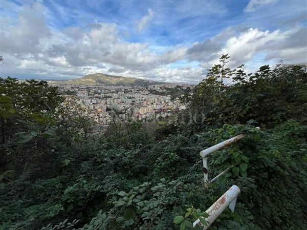 appartamento in vendita a Napoli in zona Posillipo