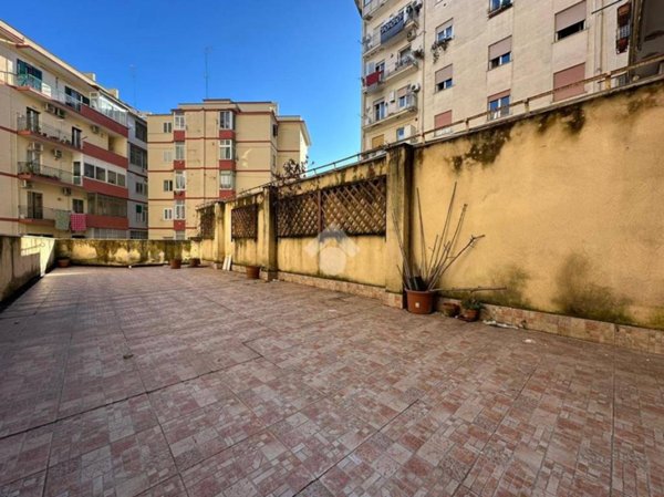 appartamento in vendita a Napoli in zona Arenella
