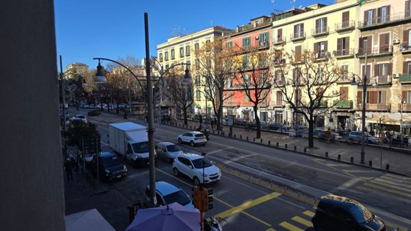 appartamento in vendita a Napoli in zona San Lorenzo