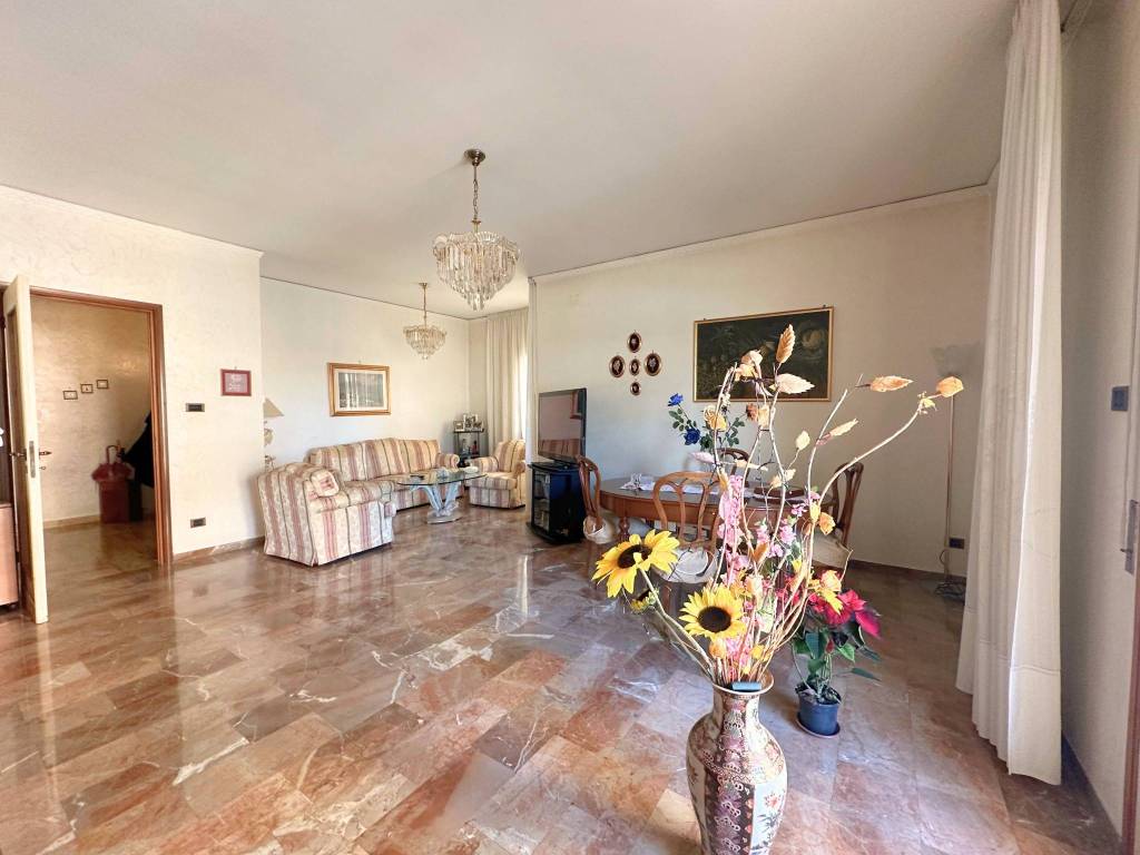 appartamento in vendita a Napoli in zona Capodimonte / Colli Aminei