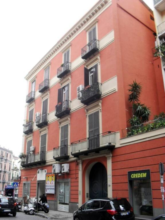 appartamento in vendita a Napoli in zona Avvocata