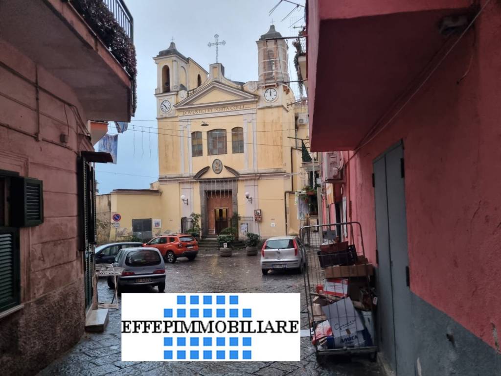 appartamento in vendita a Napoli in zona Posillipo